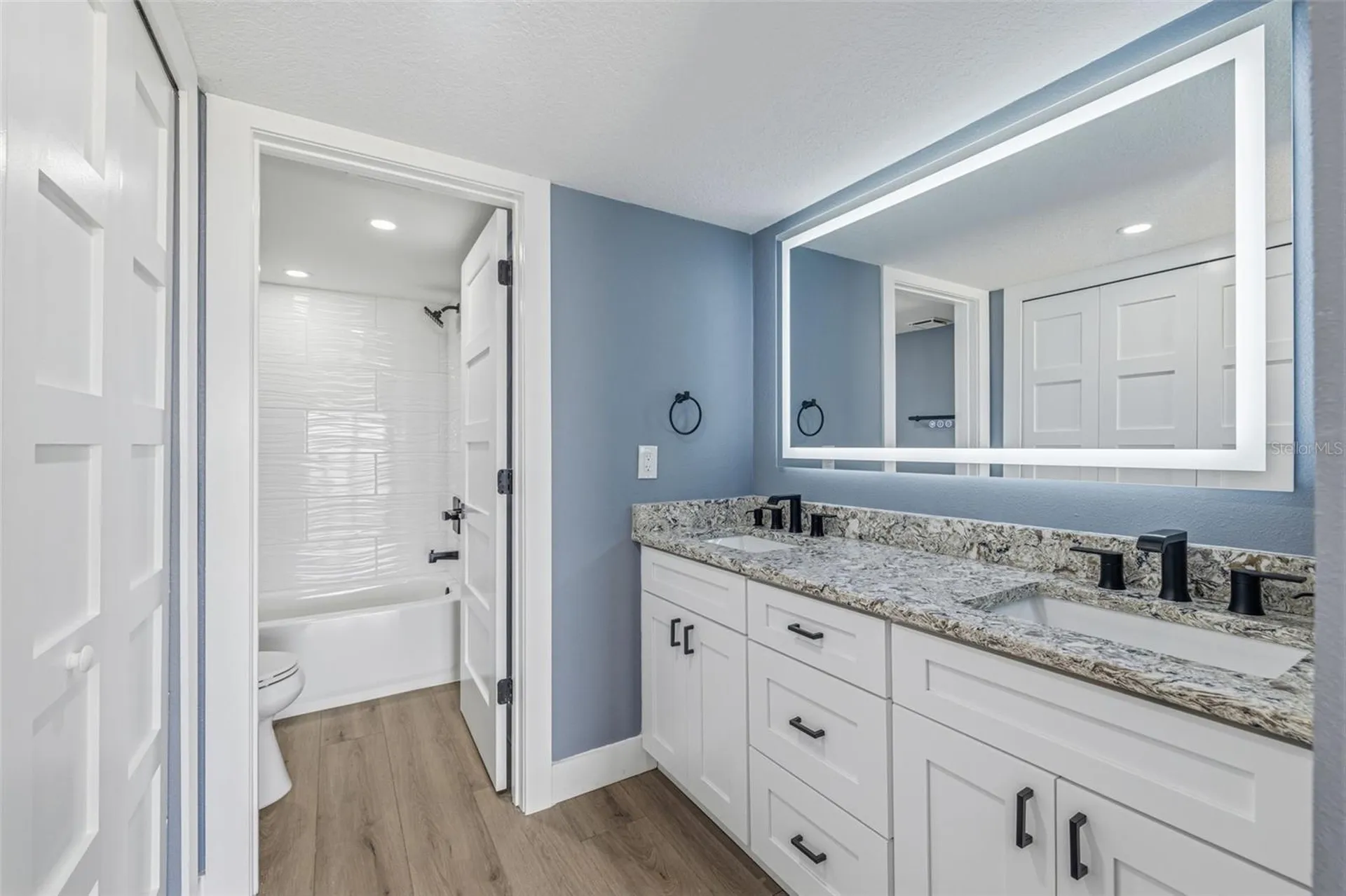 7520 Sunshine Skyway Lane S St Petersburg FL 33711