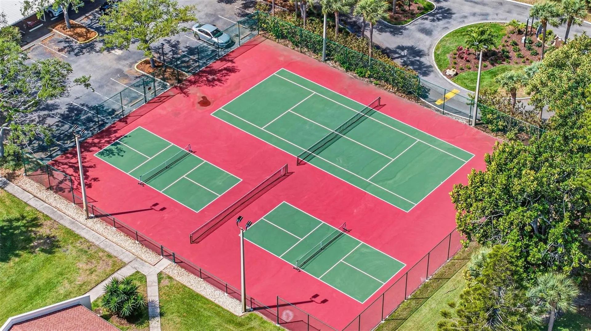 7520 Sunshine Skyway Lane S St Petersburg FL 33711