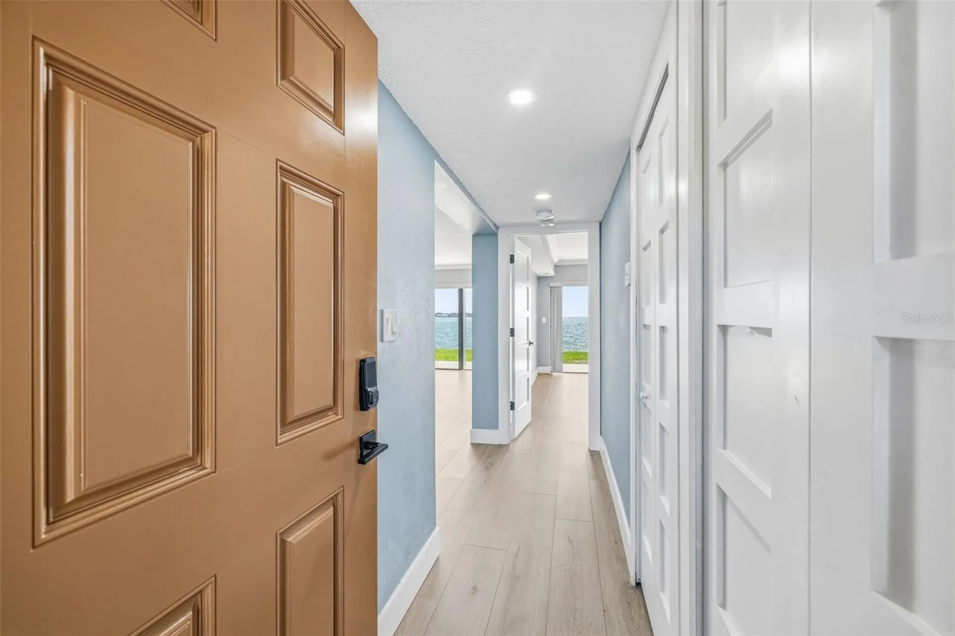 7520 Sunshine Skyway Lane S St Petersburg FL 33711