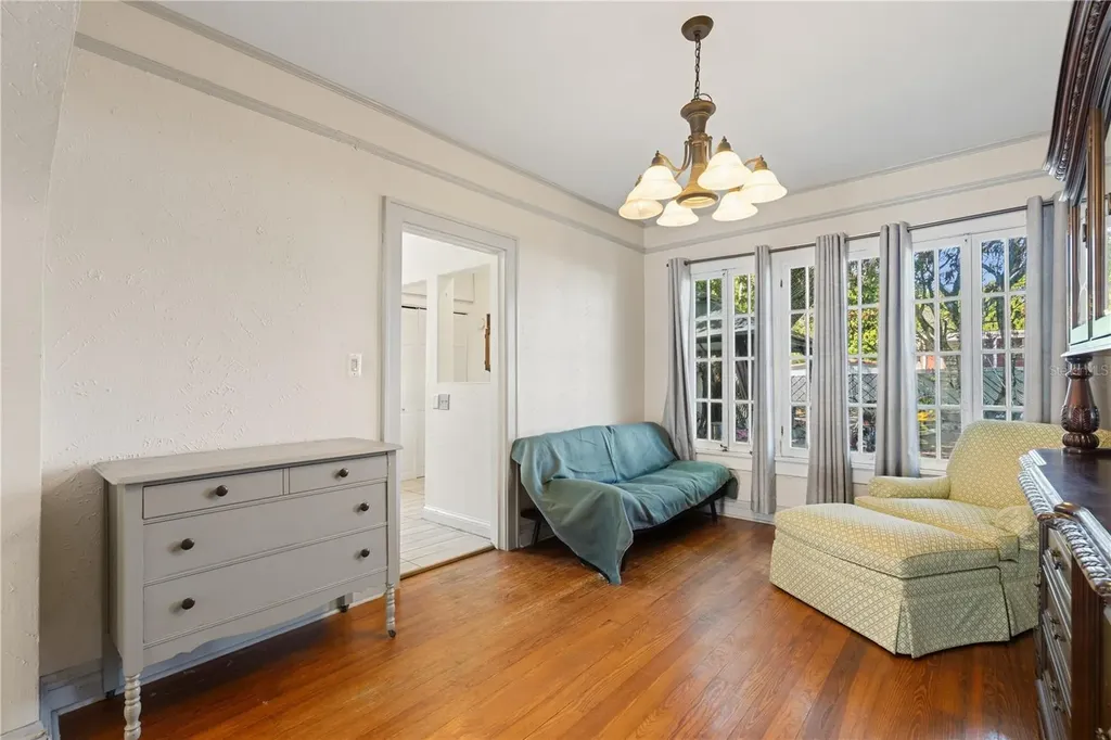 530 S 7th Street Lake Wales FL 33853