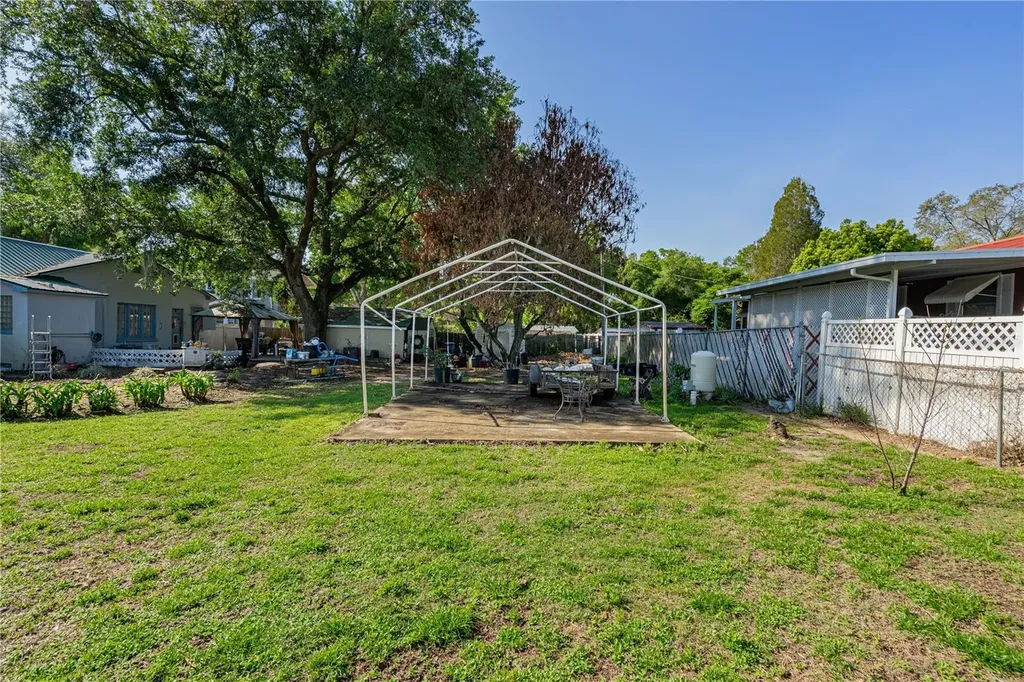 530 S 7th Street Lake Wales FL 33853