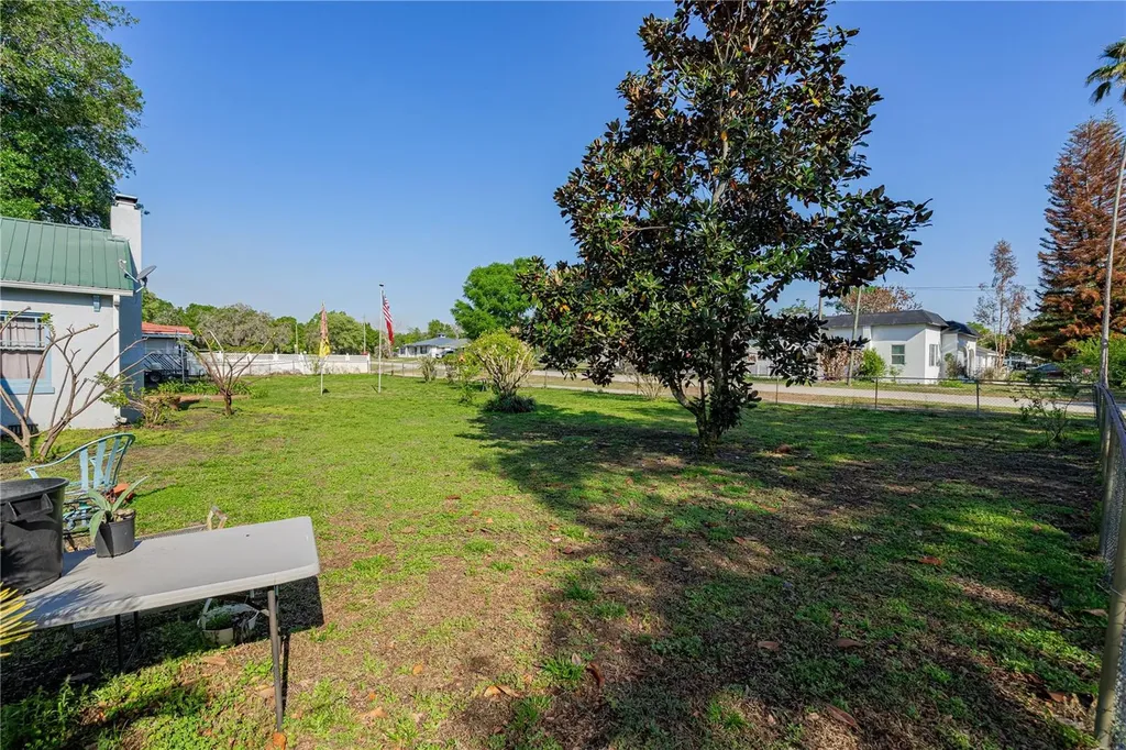 530 S 7th Street Lake Wales FL 33853