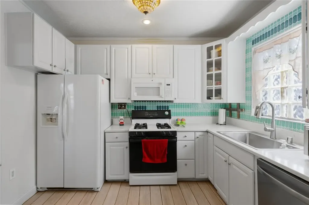 530 S 7th Street Lake Wales FL 33853