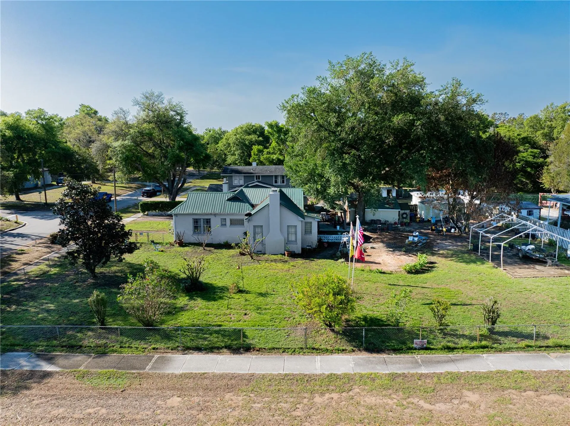 530 S 7th Street Lake Wales FL 33853
