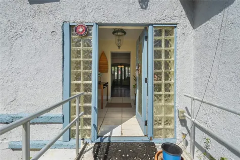 530 S 7th Street Lake Wales FL 33853