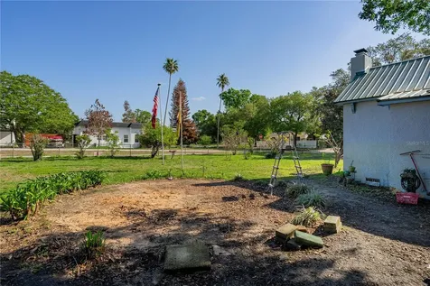 530 S 7th Street Lake Wales FL 33853