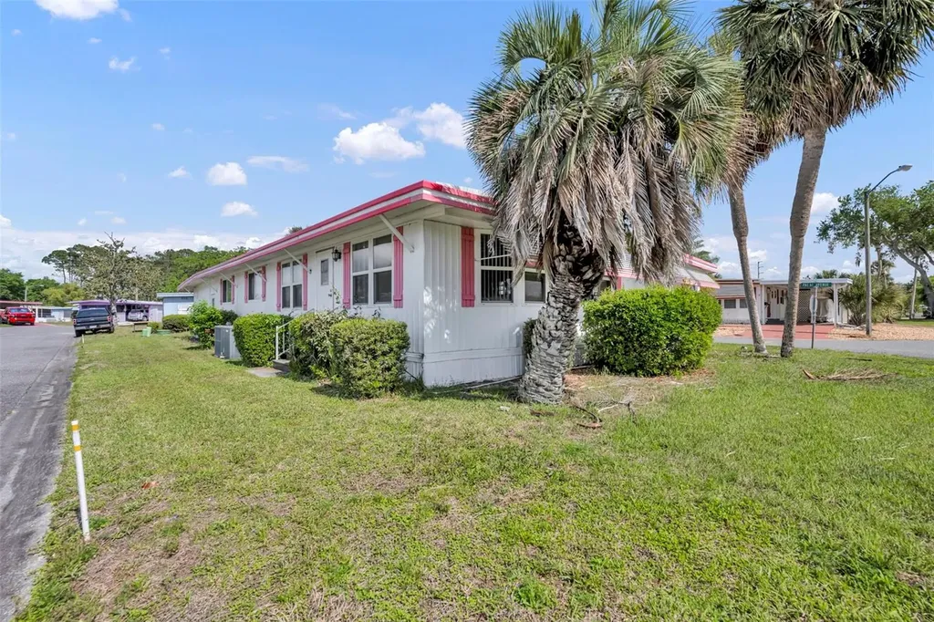 270 Palai Avenue Leesburg FL 34788
