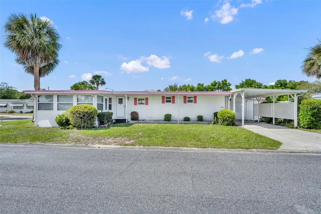 270 Palai Avenue Leesburg FL 34788