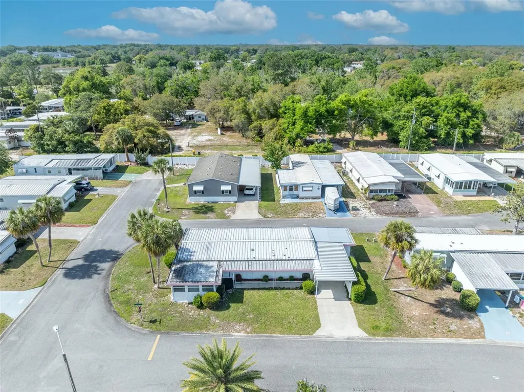 270 Palai Avenue Leesburg FL 34788