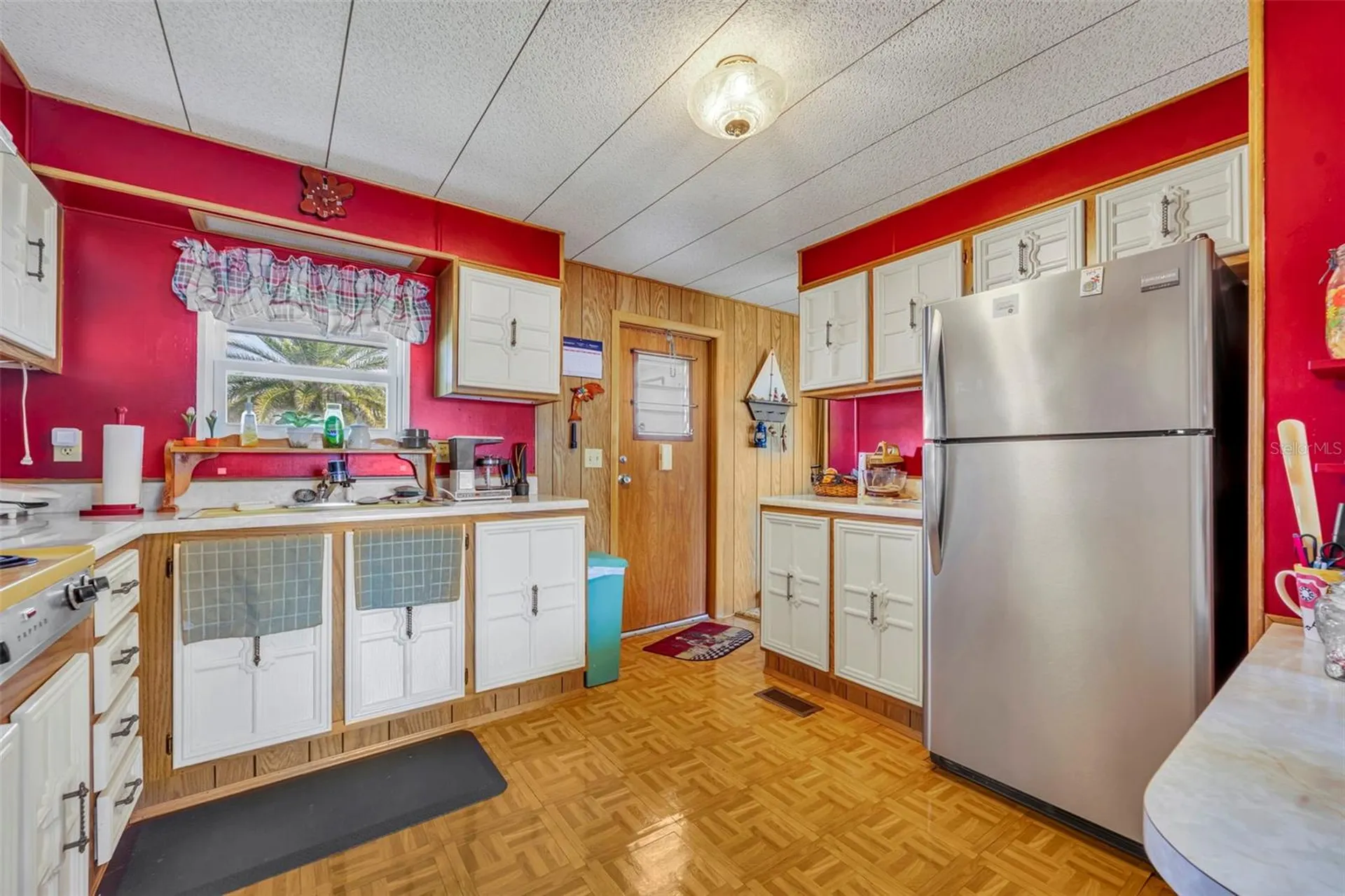 270 Palai Avenue Leesburg FL 34788