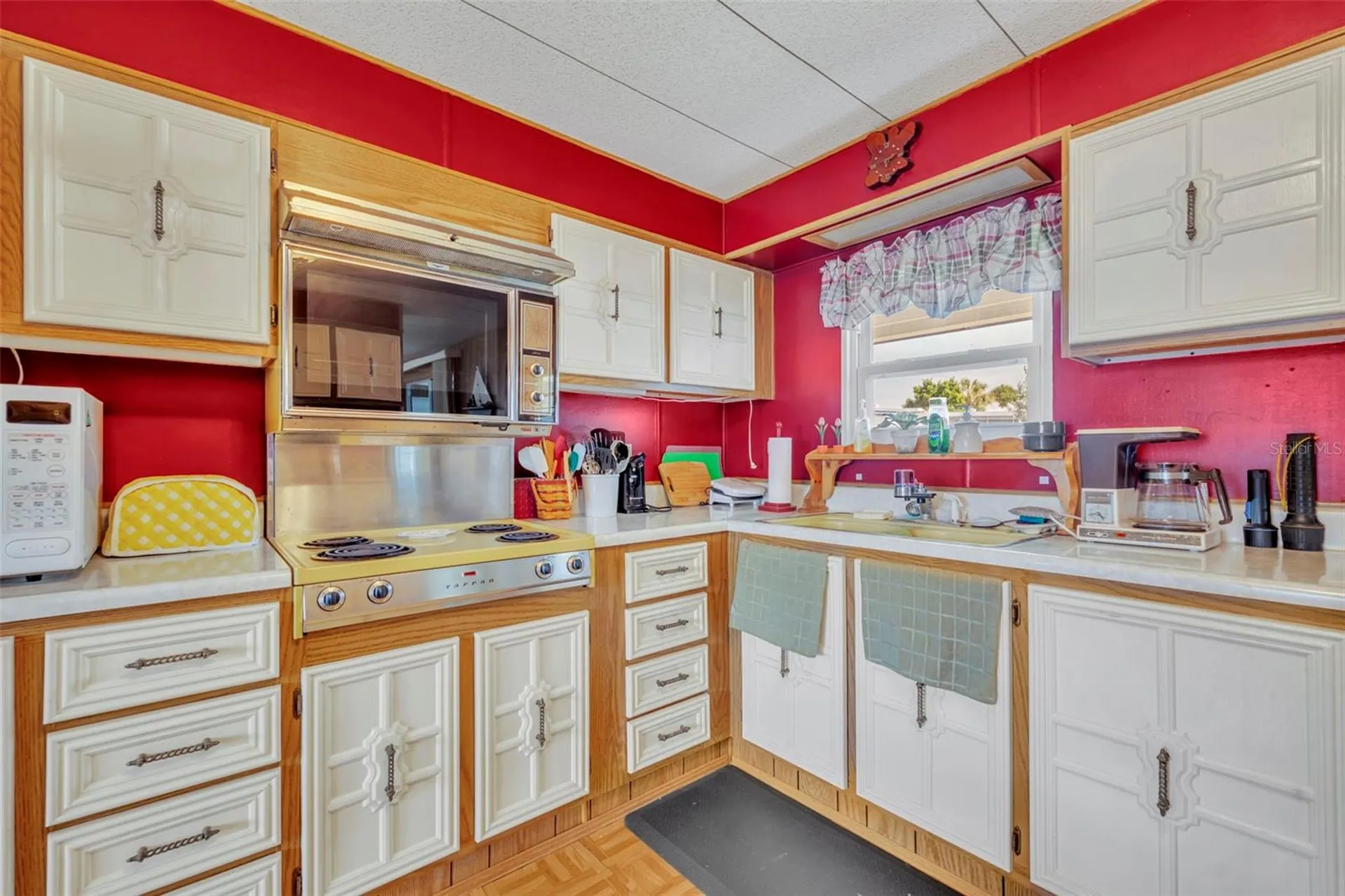270 Palai Avenue Leesburg FL 34788