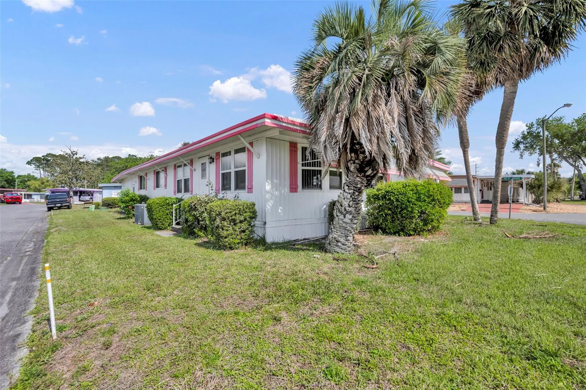 270 Palai Avenue Leesburg FL 34788