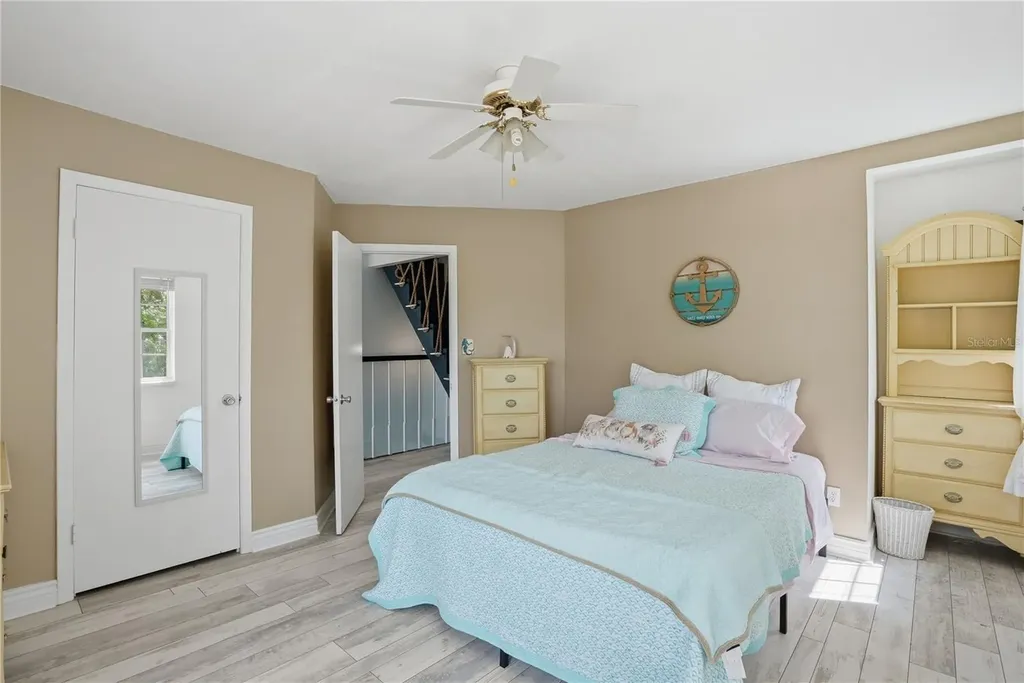 516 5th Avenue N Safety Harbor FL 34695