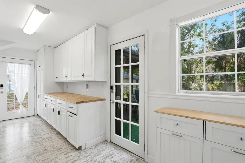 516 5th Avenue N Safety Harbor FL 34695