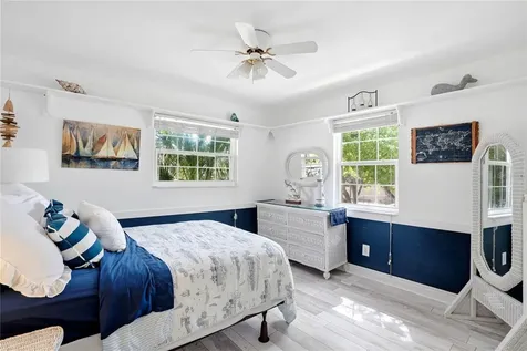 516 5th Avenue N Safety Harbor FL 34695