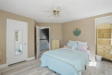 516 5th Avenue N Safety Harbor FL 34695