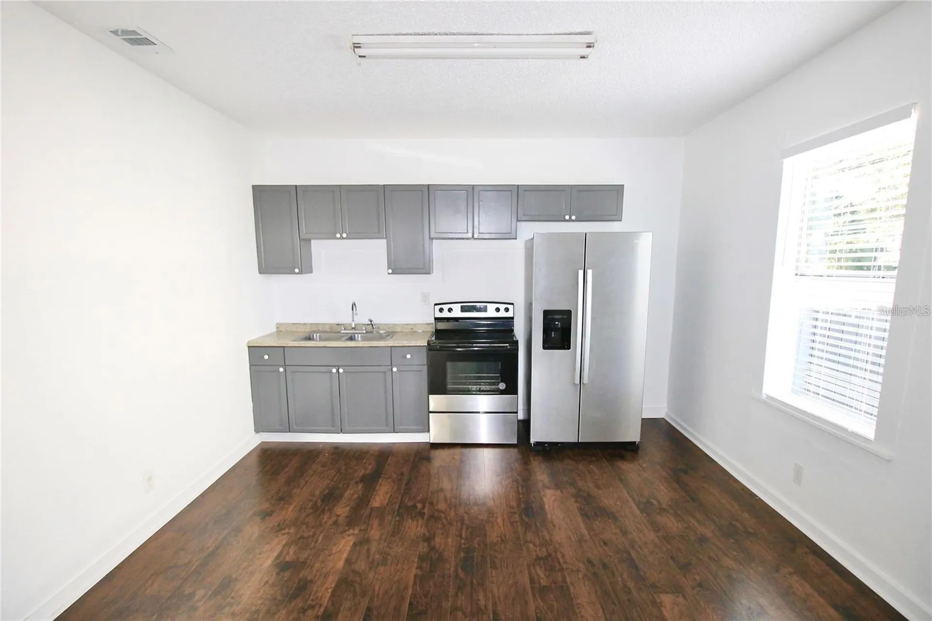 610 Dundee Road Dundee FL 33838