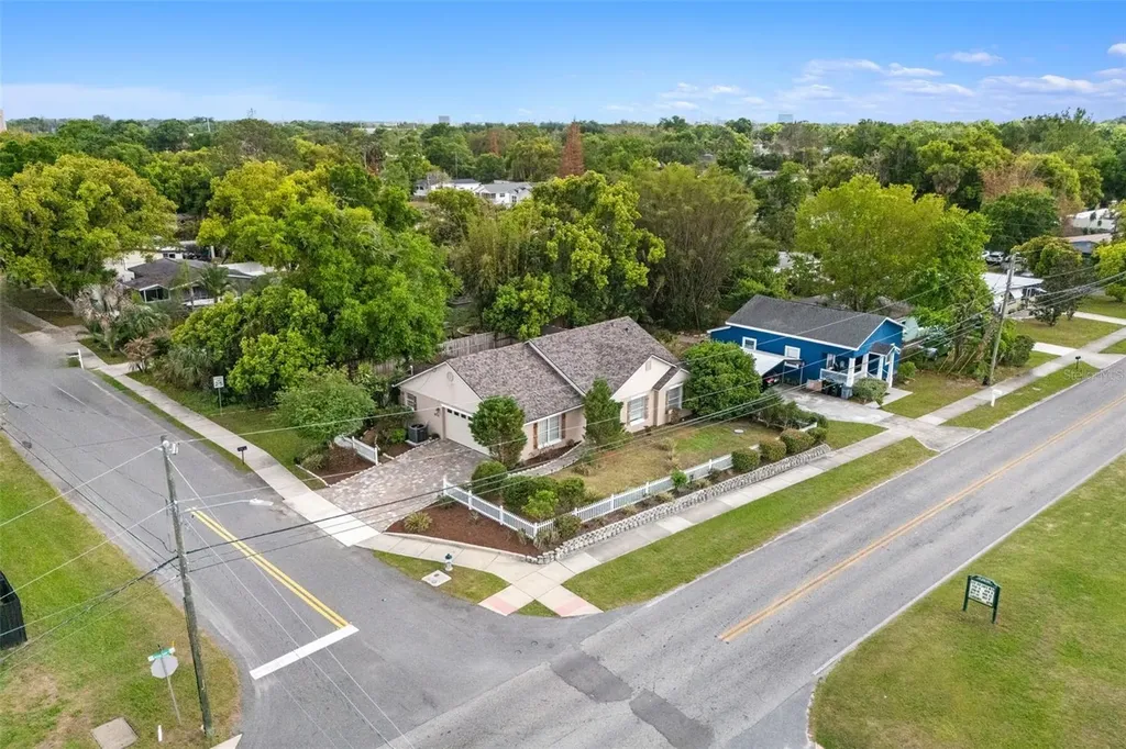 870 Carlson Drive Orlando FL 32804
