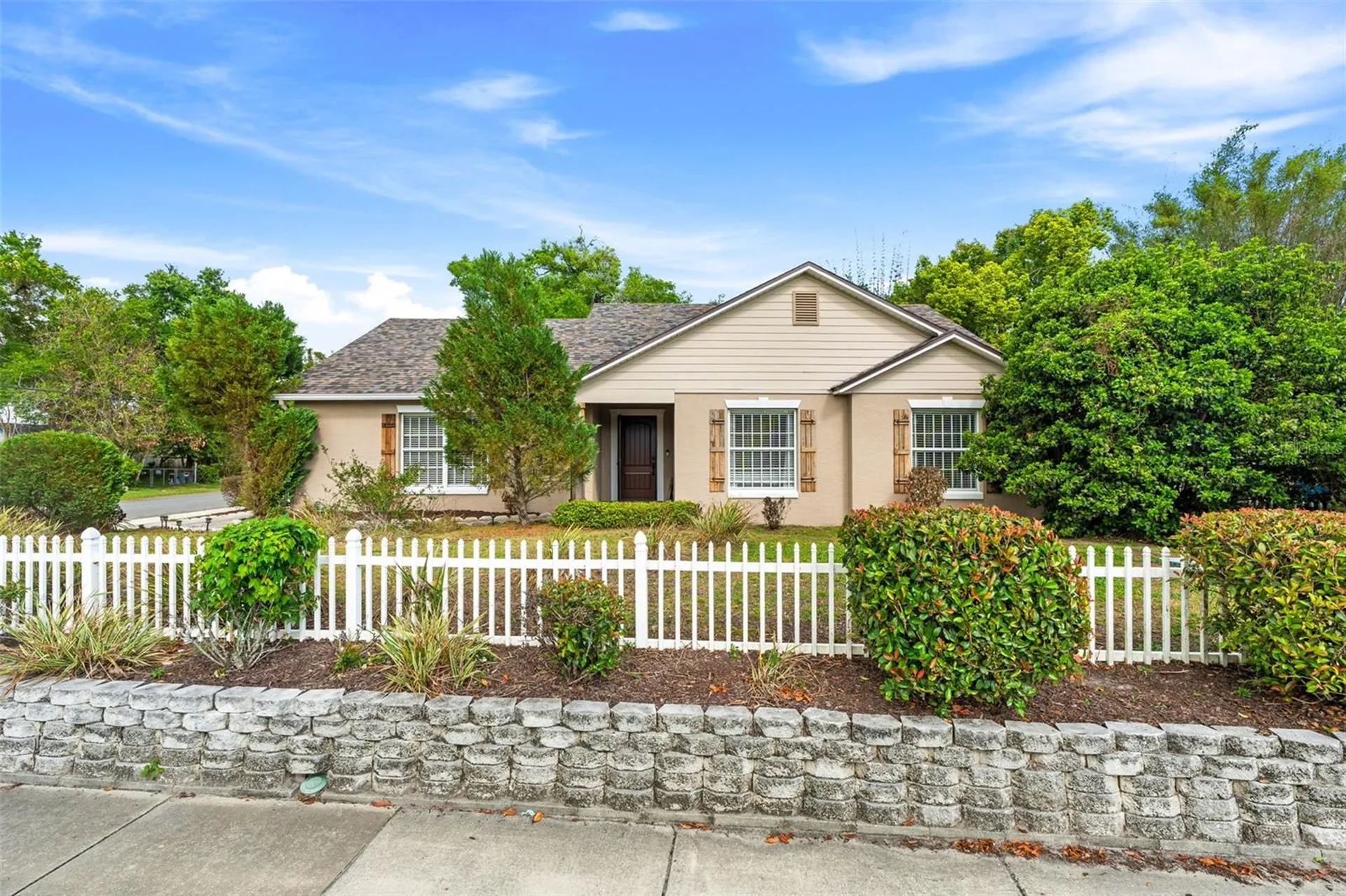 870 Carlson Drive Orlando FL 32804