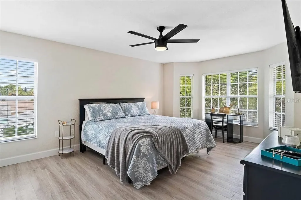 7615 Coquina Way St Pete Beach FL 33706