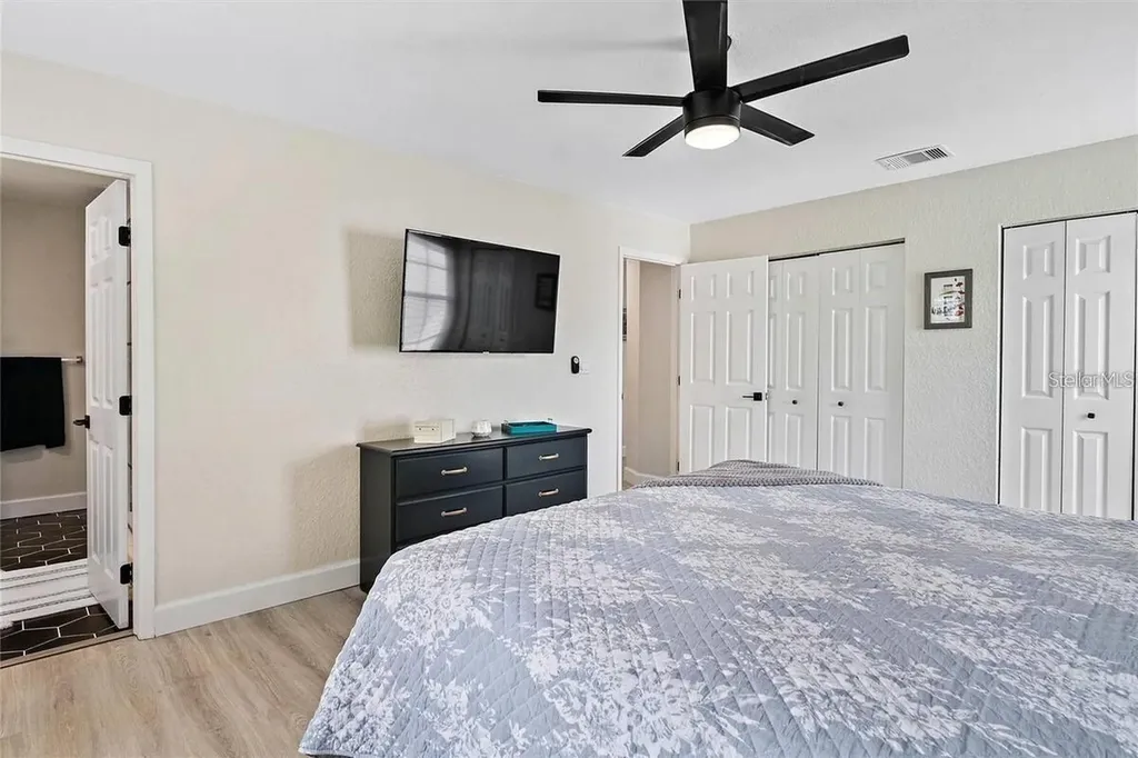7615 Coquina Way St Pete Beach FL 33706