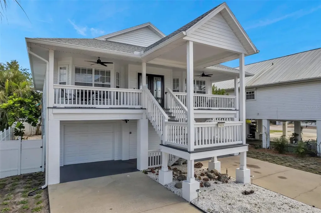 7615 Coquina Way St Pete Beach FL 33706