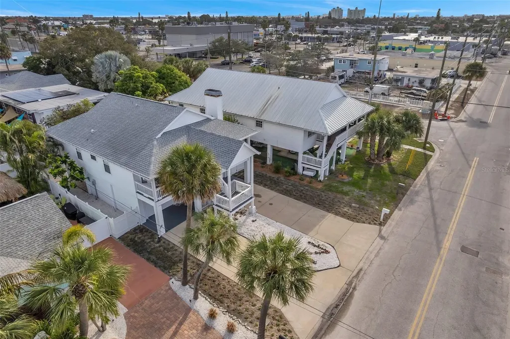 7615 Coquina Way St Pete Beach FL 33706