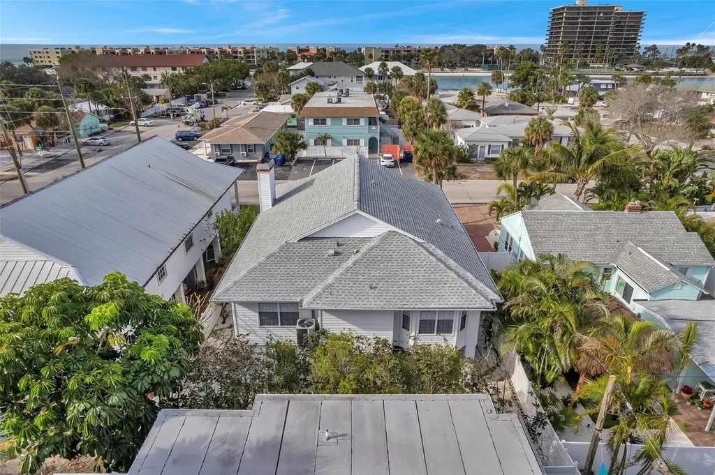 7615 Coquina Way St Pete Beach FL 33706