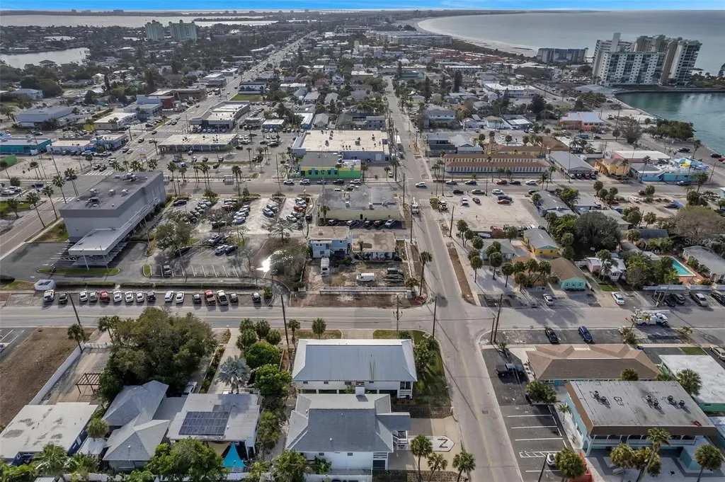 7615 Coquina Way St Pete Beach FL 33706