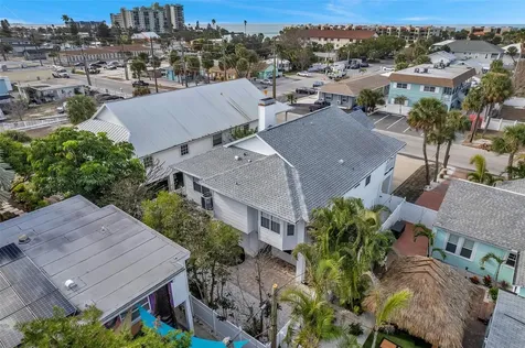 7615 Coquina Way St Pete Beach FL 33706