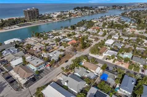 7615 Coquina Way St Pete Beach FL 33706