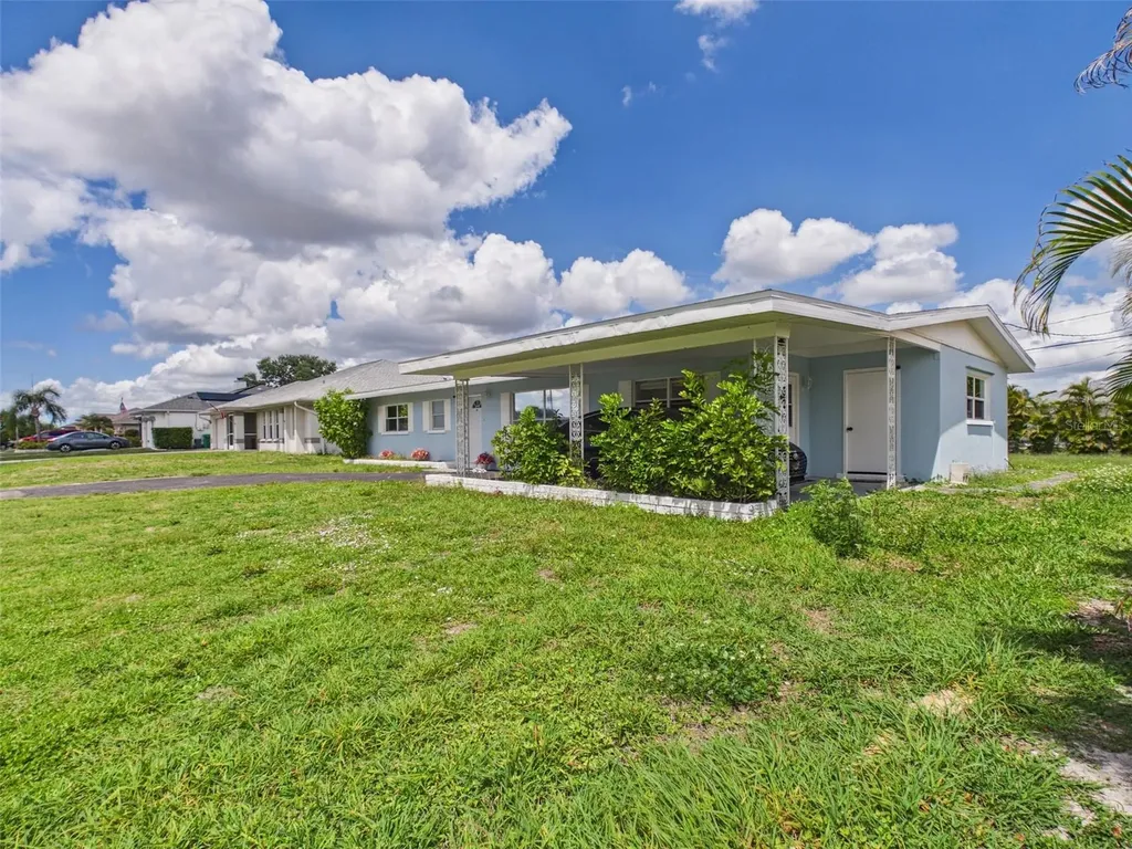 420 Greenwich Avenue NW Port Charlotte FL 33952