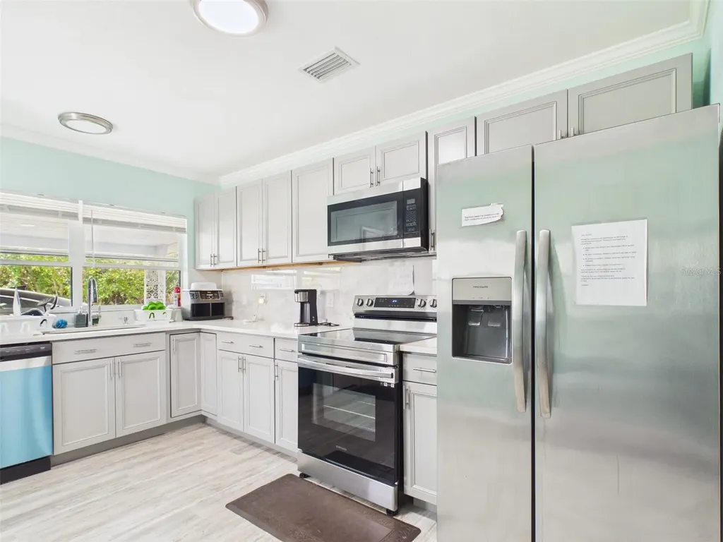 420 Greenwich Avenue NW Port Charlotte FL 33952