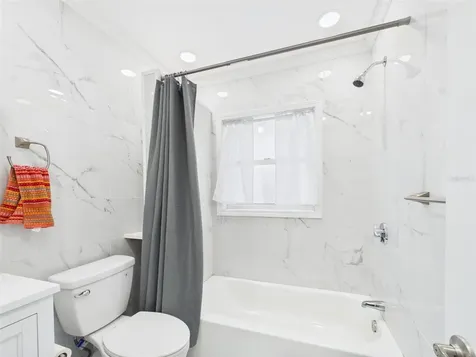 420 Greenwich Avenue NW Port Charlotte FL 33952