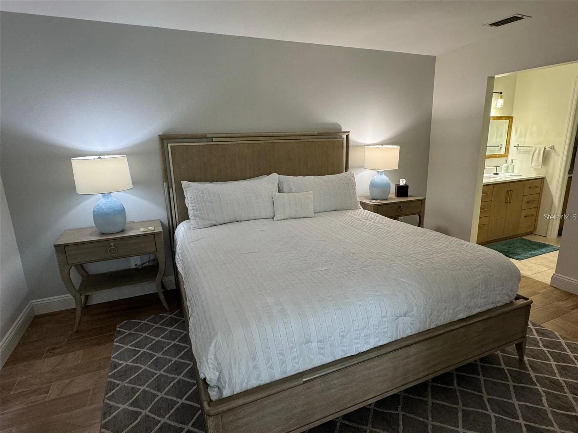 5246 Wedgewood Lane Sarasota FL 34235
