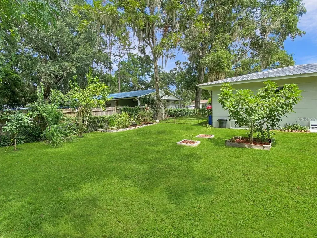 228 SE Oak Hill Street Lake City FL 32025