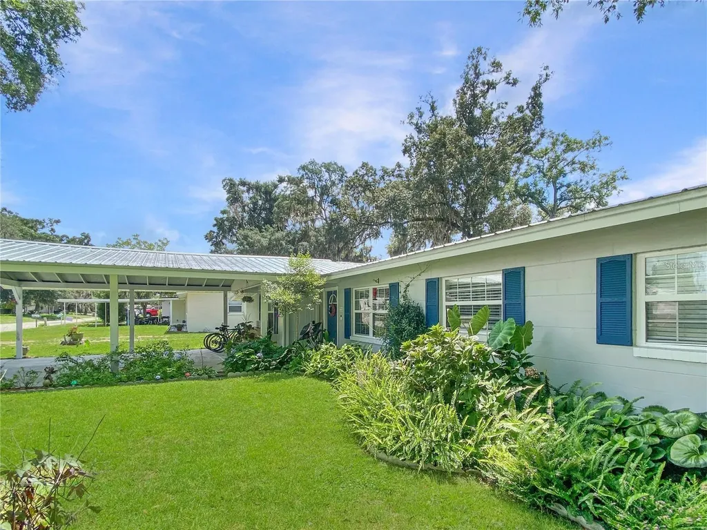 228 SE Oak Hill Street Lake City FL 32025