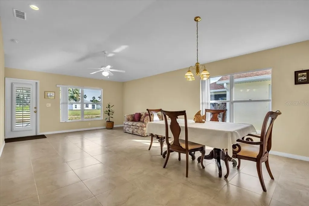 8571 Gassner Way Lehigh Acres FL 33972