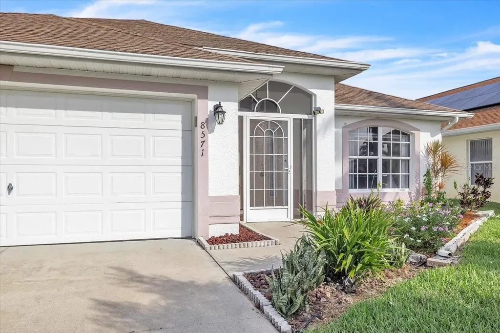 8571 Gassner Way Lehigh Acres FL 33972