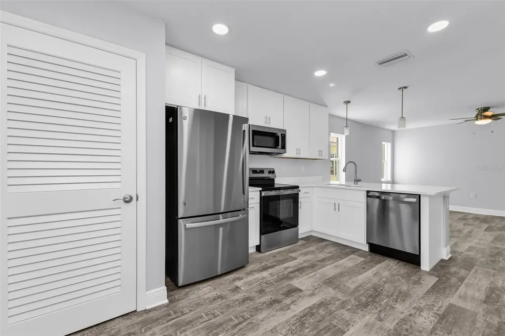 301 E Virginia Avenue Punta Gorda FL 33950