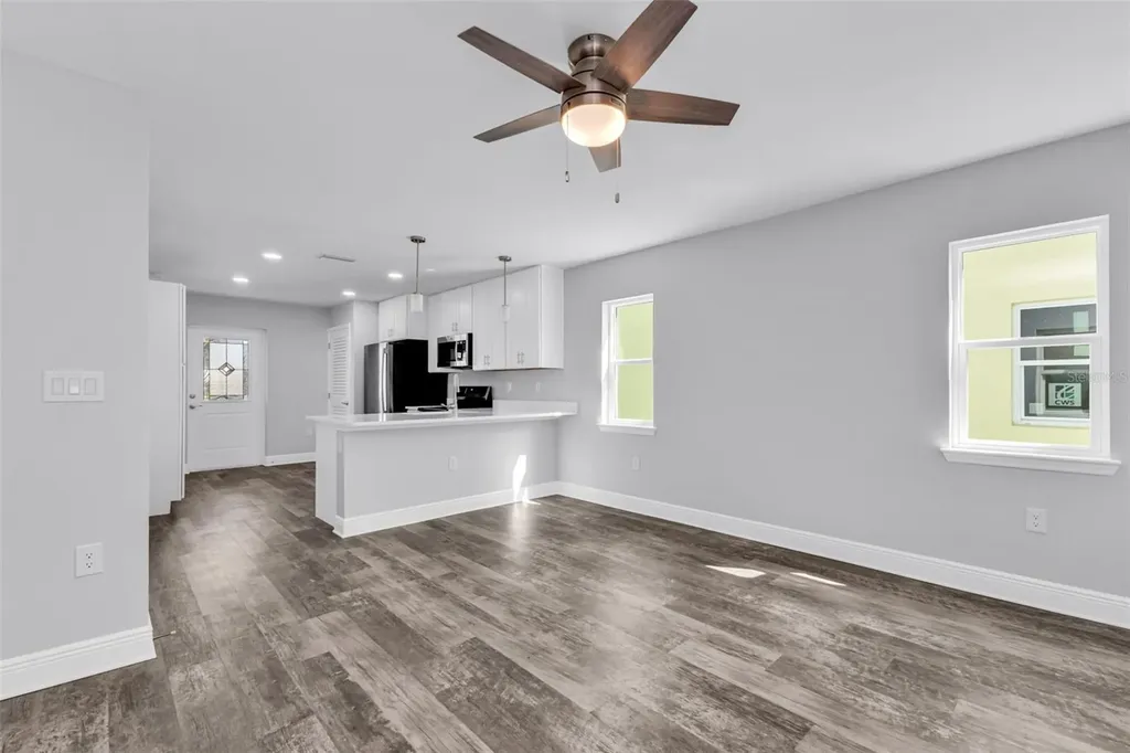 301 E Virginia Avenue Punta Gorda FL 33950