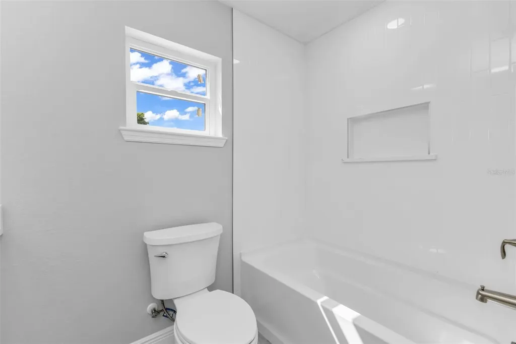 301 E Virginia Avenue Punta Gorda FL 33950