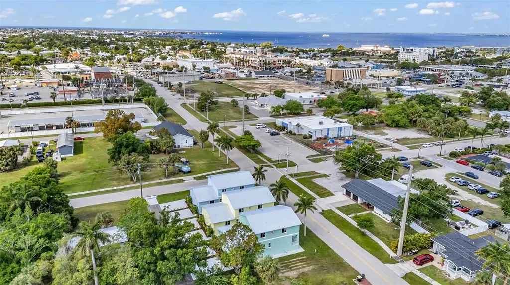 301 E Virginia Avenue Punta Gorda FL 33950