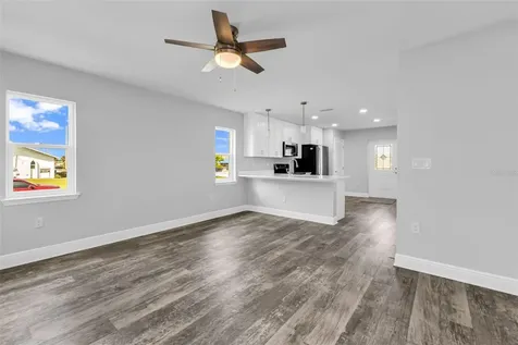 301 E Virginia Avenue Punta Gorda FL 33950