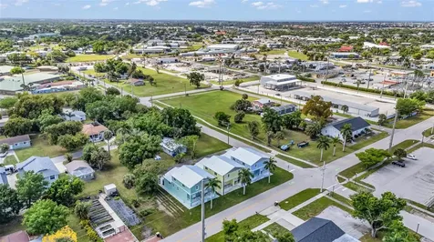 301 E Virginia Avenue Punta Gorda FL 33950