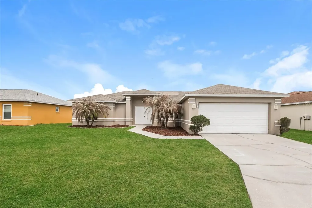 8157 Bristol Bay Avenue Lakeland FL 33810