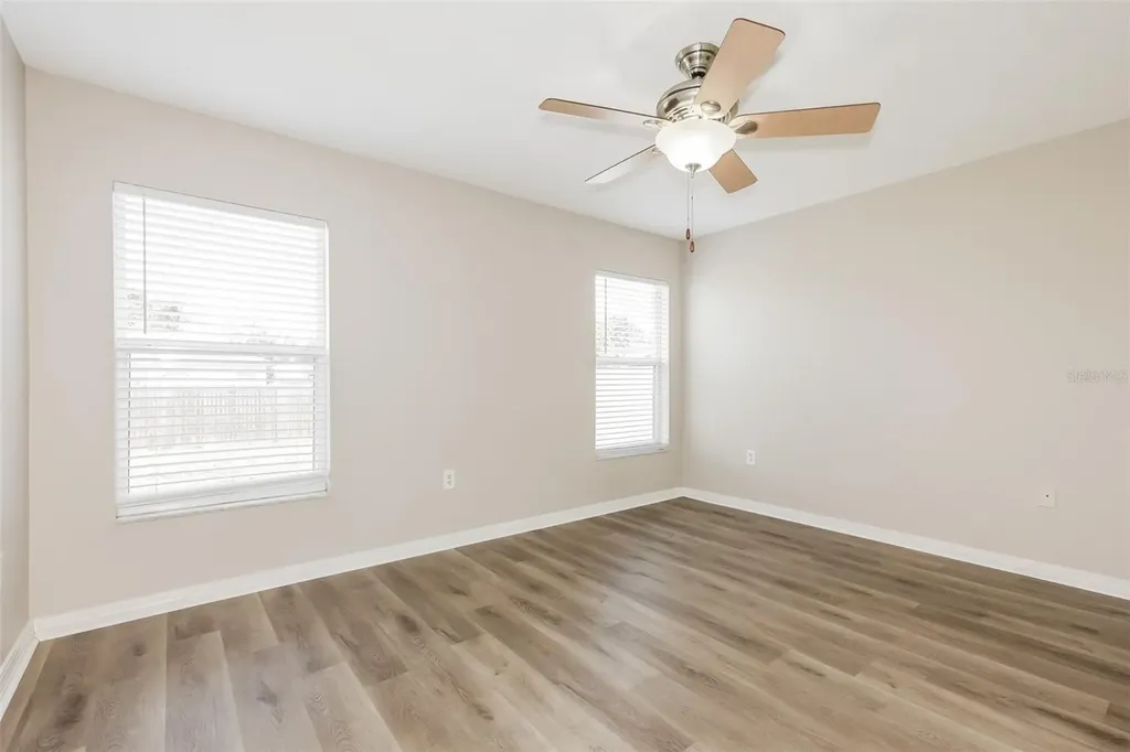 8157 Bristol Bay Avenue Lakeland FL 33810