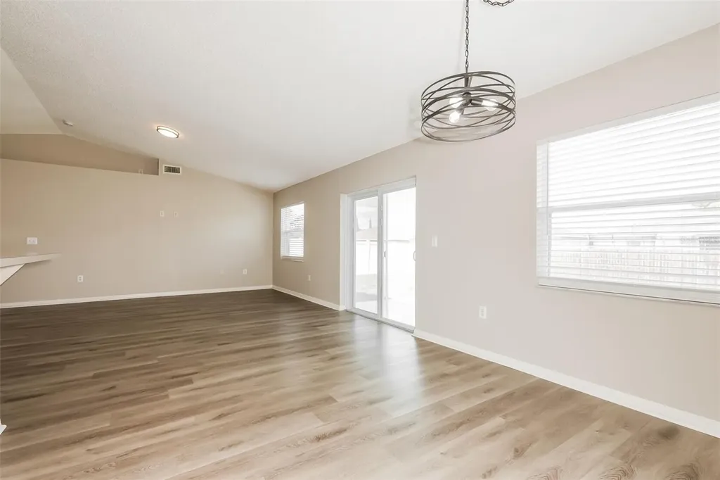 8157 Bristol Bay Avenue Lakeland FL 33810