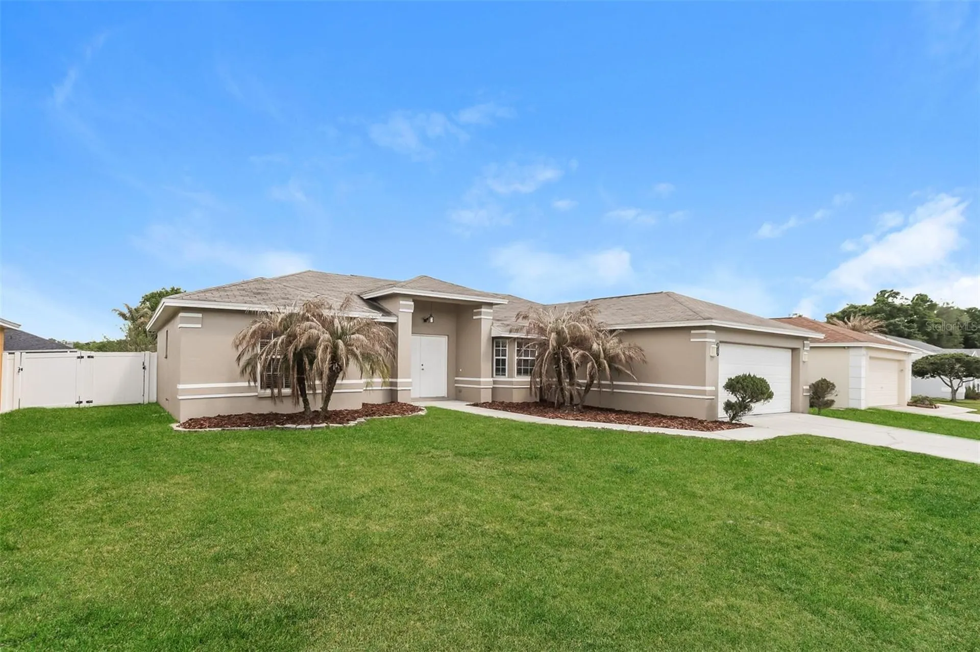 8157 Bristol Bay Avenue Lakeland FL 33810