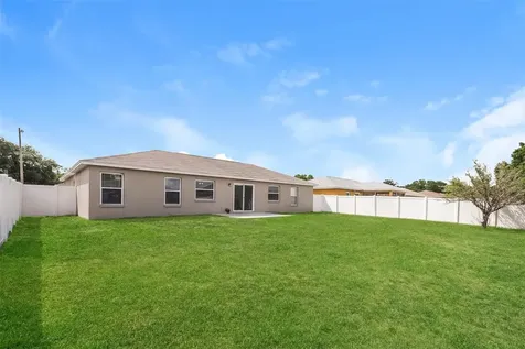 8157 Bristol Bay Avenue Lakeland FL 33810
